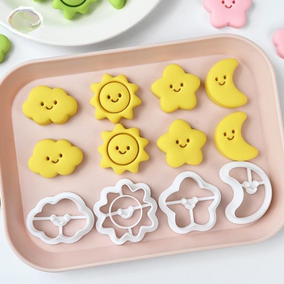 Kitchen Baking Molds - Cookie Cutters Moon Stars Sun Cookie