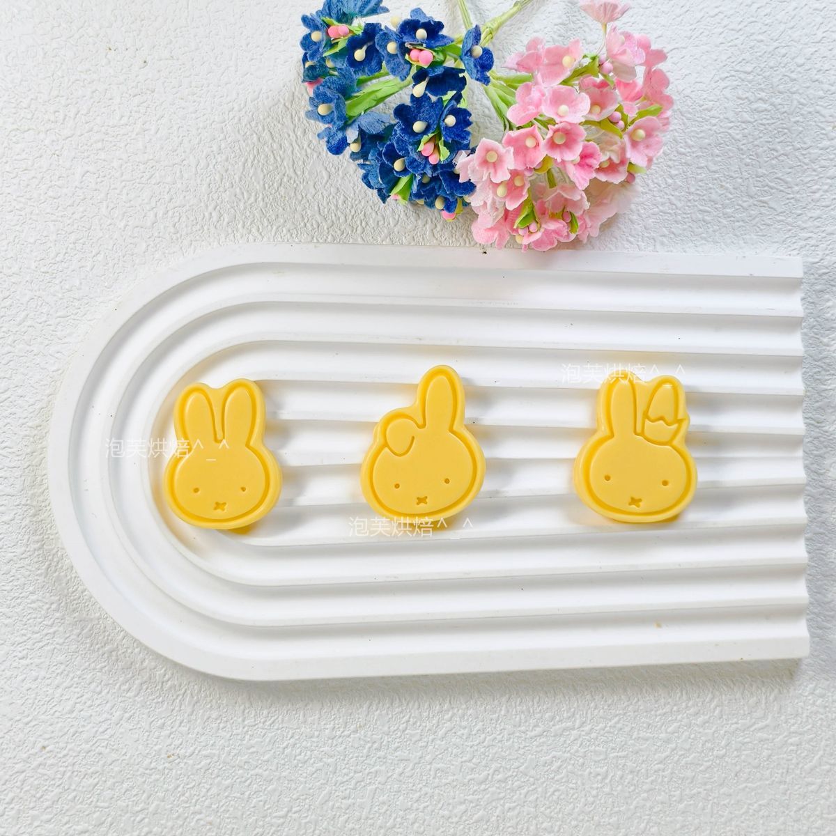 Cute 3D Press Cookie Mold with - Kitchen Baking Gadgets review and price