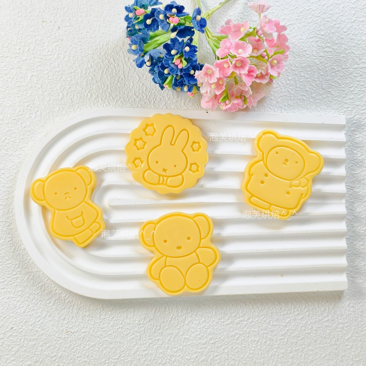 Cute 3D Press Cookie Mold with - Kitchen Baking Gadgets review and price